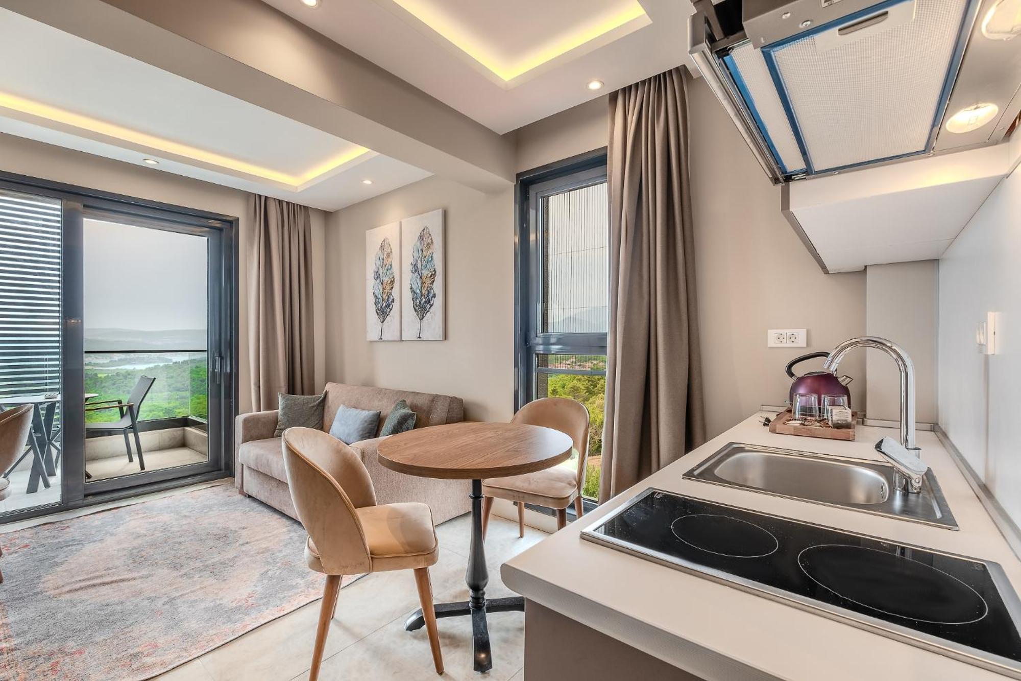 Montenegro Lodge Kavač Chambre photo A typical apartment in the complex